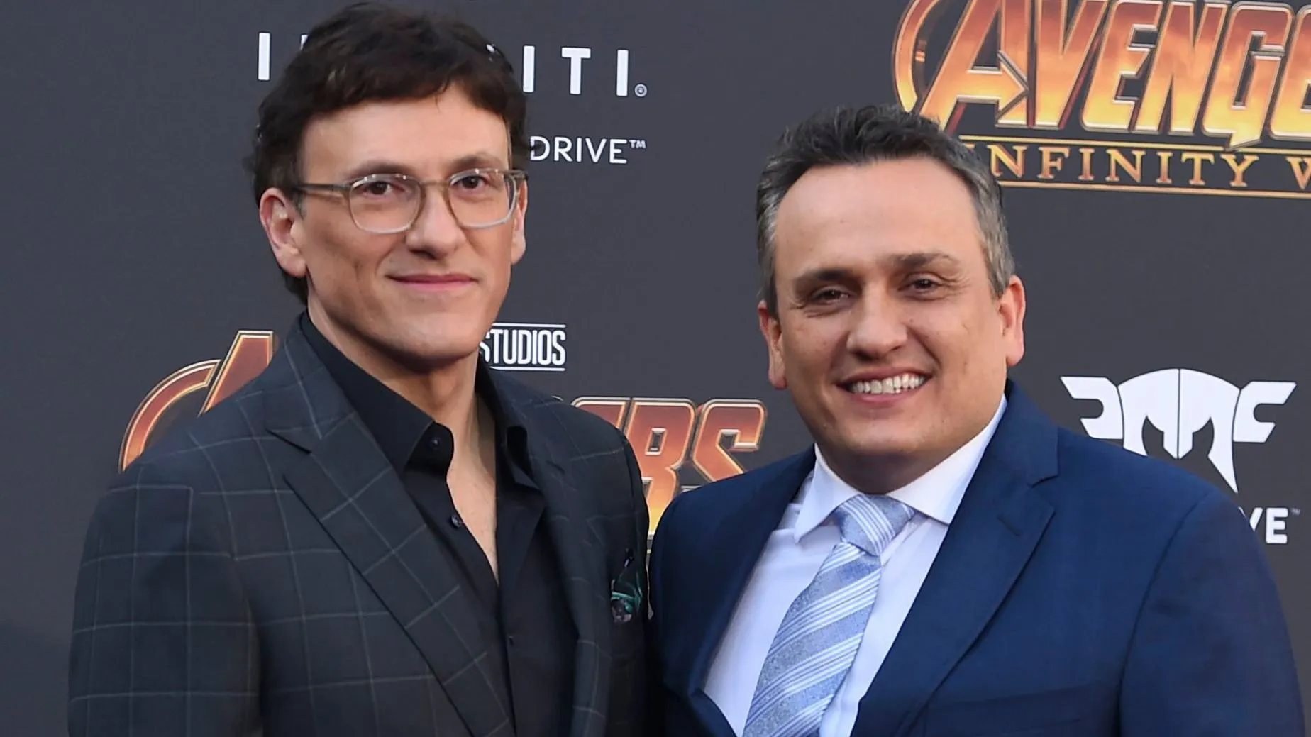 Irmãos Russo confirmados como diretores de Vingadores 5 e 6