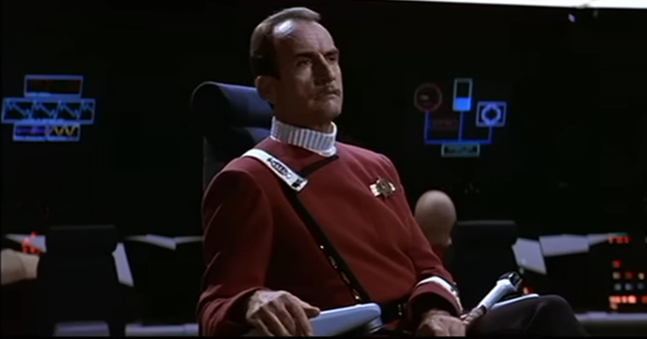 James Sikking de Star Trek e Tal Pai, Tal Filho, morre aos 90 anos