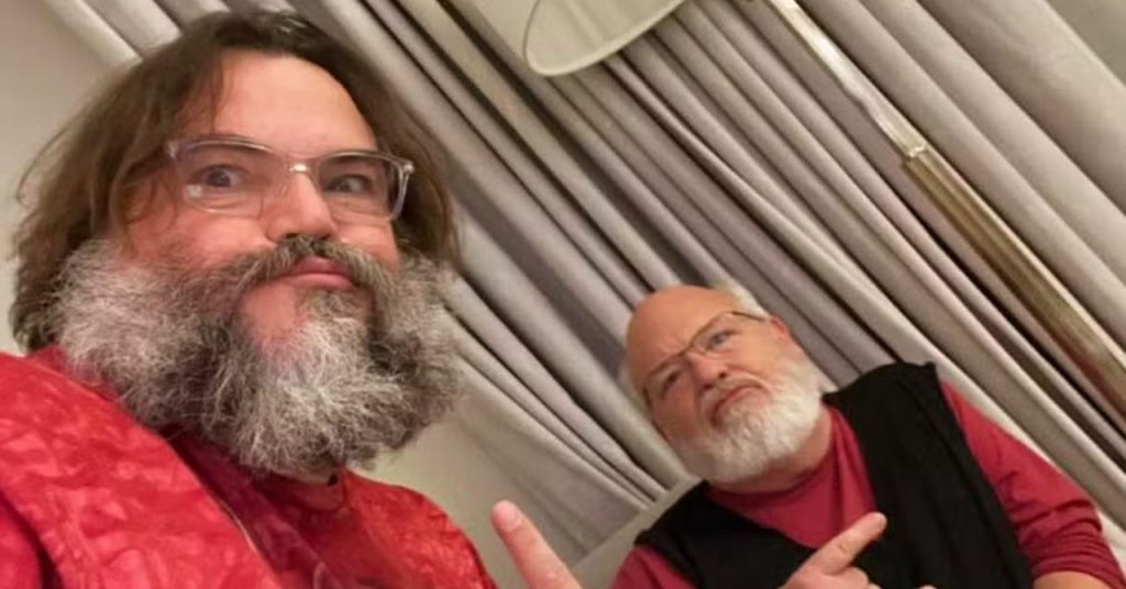 Jack Black anuncia retorno do Tenacious D após polêmica envolvendo Trump