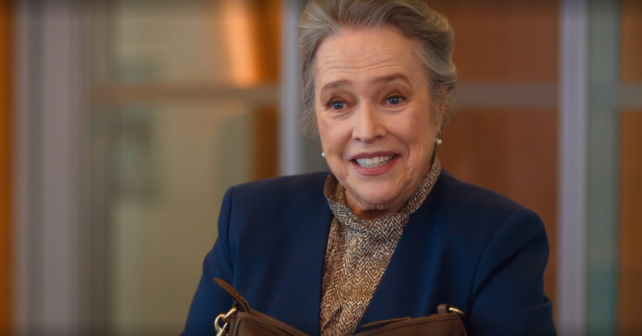 Kathy Bates anuncia possibilidade de aposentadoria: “Esta é minha última dança”