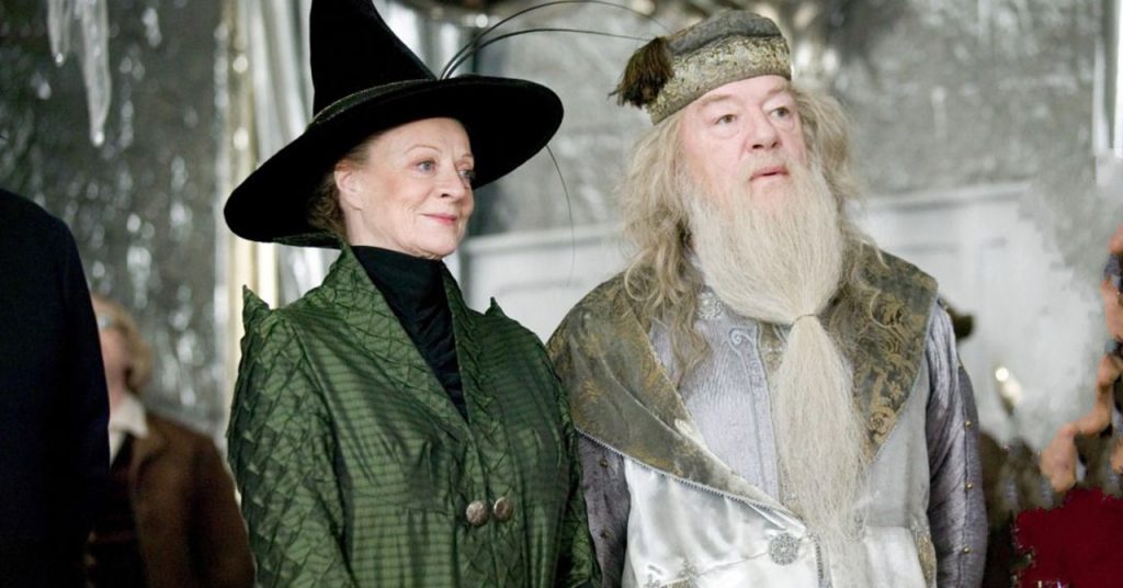 Maggie Smith morre exatamente um ano após Michael Gambon, na mesma data