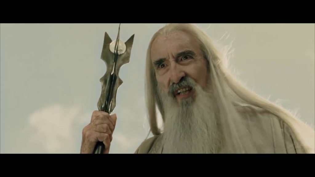 Christopher Lee retorna como Saruman em A Guerra dos Rohirrim
