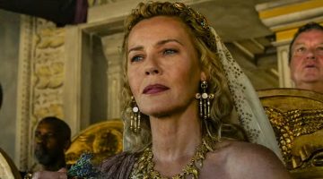 Connie Nielsen retorna ao Coliseu em Gladiador 2 e descreve experiência como “insano”