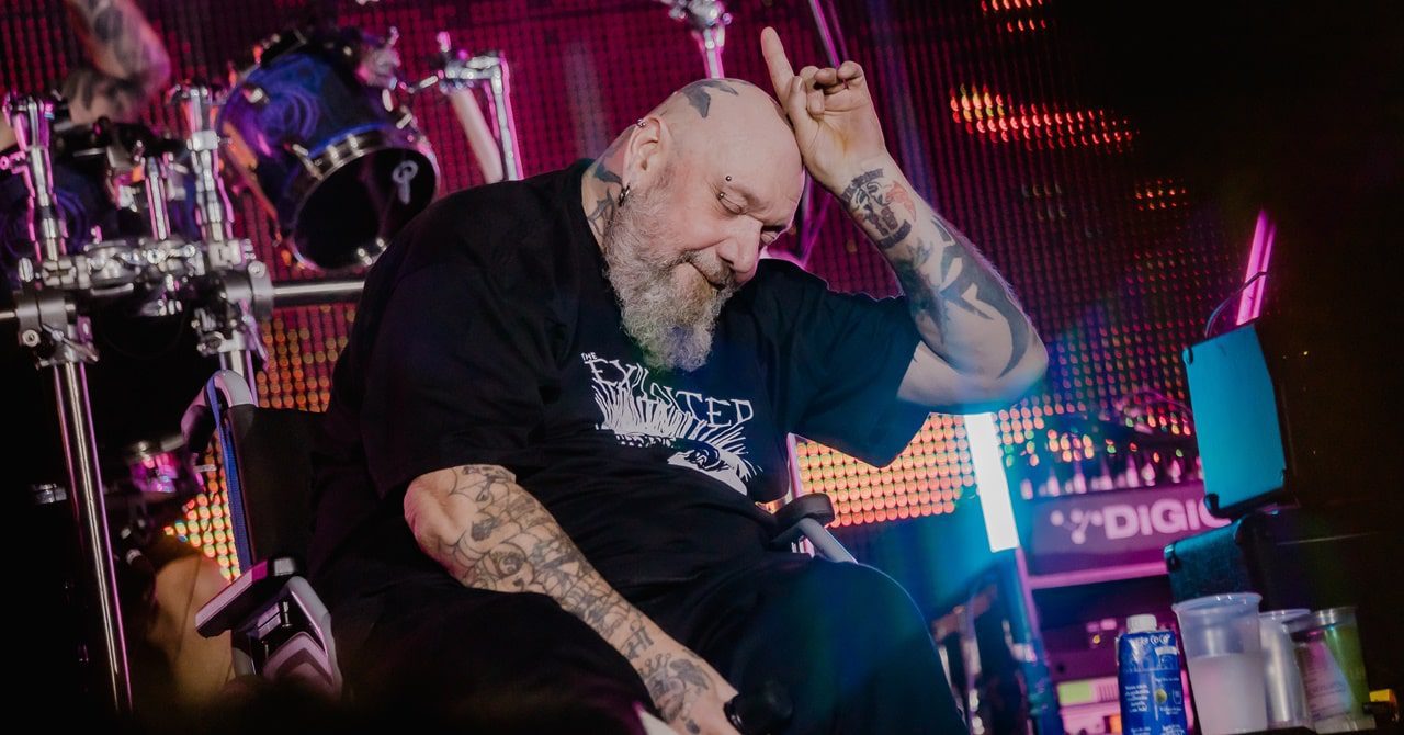 Morre Paul Di’Anno, ex-vocalista do Iron Maiden, aos 66 anos