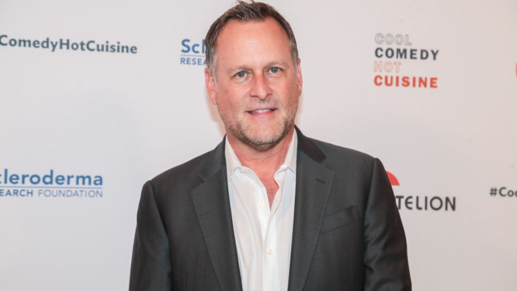 Dave Coulier, de Três é Demais, revela diagnóstico de linfoma não-Hodgkin no estágio 3