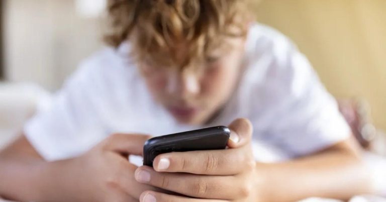 celulares nas escolas