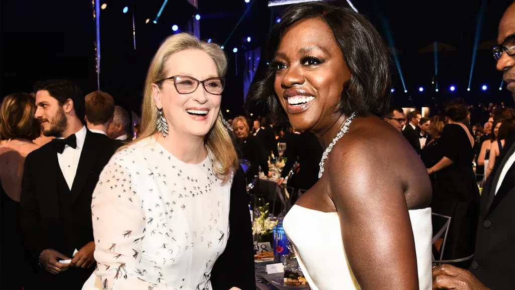 Viola Davis critica desigualdades na indústria ao ser chamada de “a Meryl Streep negra”
