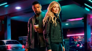 Cameron Diaz e Jamie Foxx celebram amizade de 25 anos em performance musical