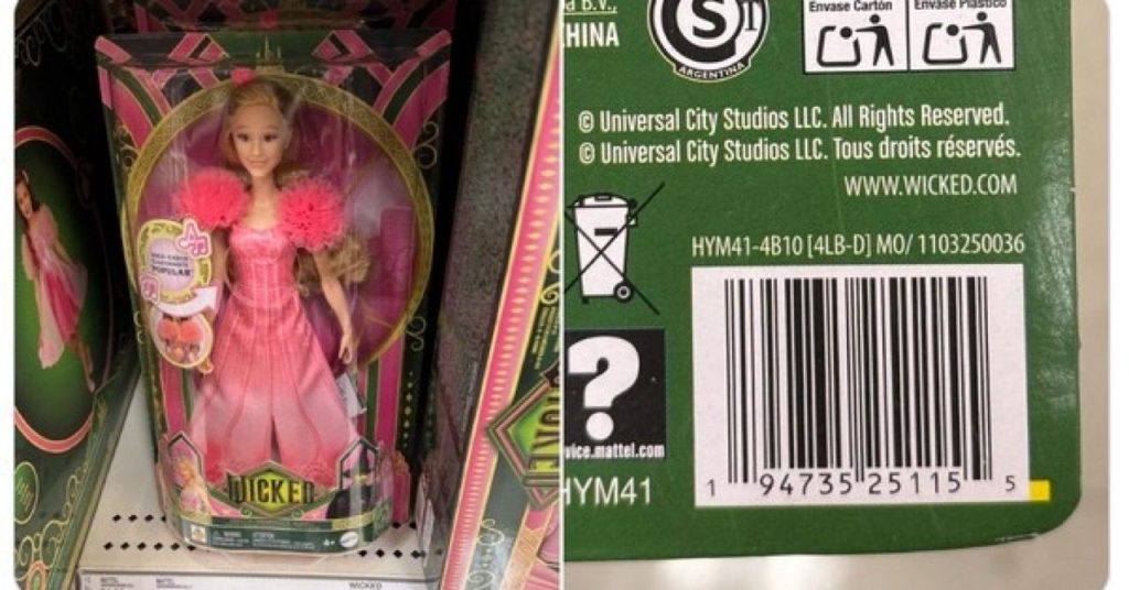 Mattel enfrenta ação judicial de R$ 30 milhões após link pornográfico em embalagem de bonecas Wicked