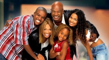 Jennifer Freeman comemora fim do “castigo” de Claire em Eu, a Patroa e as Crianças