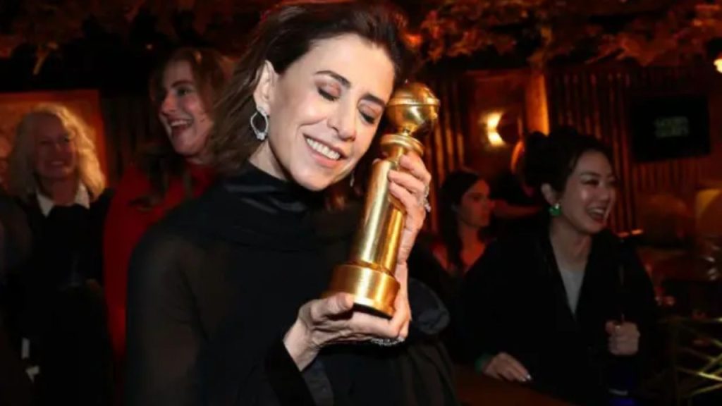 Indicada ao Oscar, Fernanda Torres revela sonho de atuar na franquia 007
