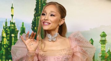 Ariana Grande revela momento inusitado durante as filmagens de Wicked: queimou o bumbum