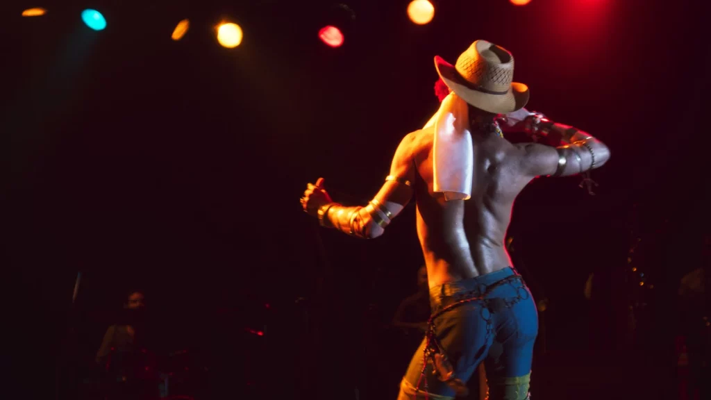 Homem com H: Cinebiografia de Ney Matogrosso ganha trailer e cartaz