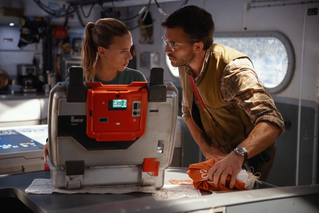 ‘Jurassic World: Recomeço’: bastidores, entrevista com elenco e novos cartazes