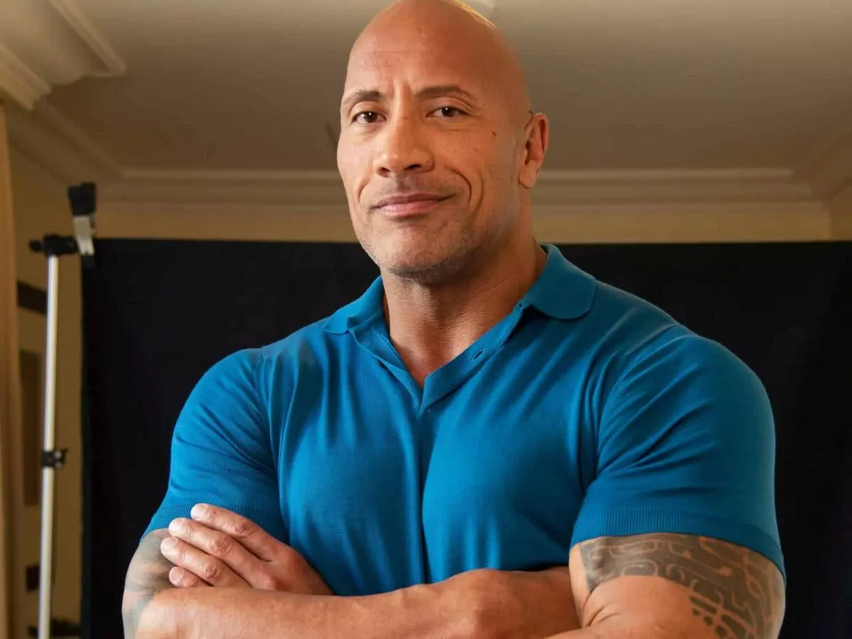 Diretor de ‘A Baleia’ negocia com Dwayne Johnson para tê-lo no elenco de filme da A24