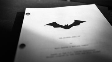 ‘Batman 2’: Matt Reeves compartilha foto do roteiro e anima fãs nas redes