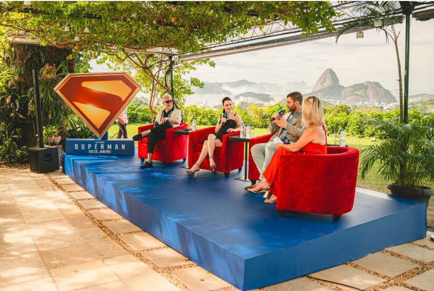 ‘Superman’ tem pré-lançamento épico no Brasil com presença do diretor e elenco