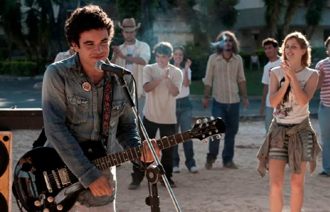 ‘Somos Tão Jovens’: filme de Renato Russo é um desrespeito? Review de Peter Jordan