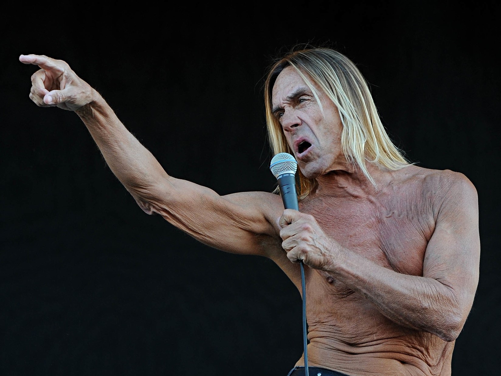 Trilha sonora de ‘Superman’ emociona com Iggy Pop e leva ‘Punkrocker’ ao topo dos streams; ouça aqui