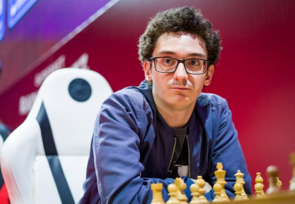 EWC 2025: Competição de Xadrez fica acirrada e parceiro de Magnus Carlsen é eliminado
