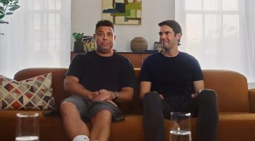 Ronaldo e Kaká decidem brilhar na estreia de EA Sports FC 25 na Esports World Cup 2025