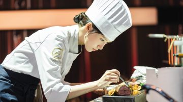 Nova comédia coreana da Netflix mistura chef do século 21 e rei temperamental em Bon Appétit, Vossa Majestade