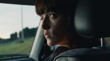 Netflix divulga data de estreia e pôster do thriller político ‘Um Fantasma na Batalha’