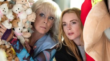 Jamie Lee Curtis celebra ‘Uma Sexta-Feira Mais Louca Ainda’ como conforto em tempos difíceis