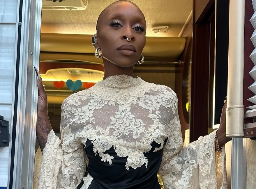 Cynthia Erivo se une a Michael Bay em novo thriller sci-fi da Universal, ‘Saturation Point’