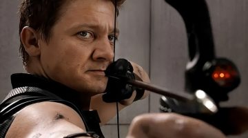 Jeremy Renner afirma que está pronto para voltar como Gavião Arqueiro no MCU