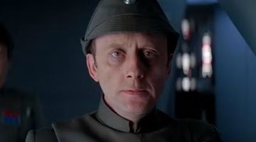 Kenneth Colley, o almirante Piett de ‘Star Wars’, morre aos 87 anos