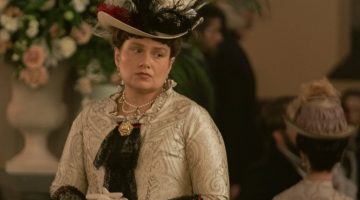 ‘A Idade Dourada’: casamento de Gladys revela segredos de Bertha com chegada da irmã misteriosa