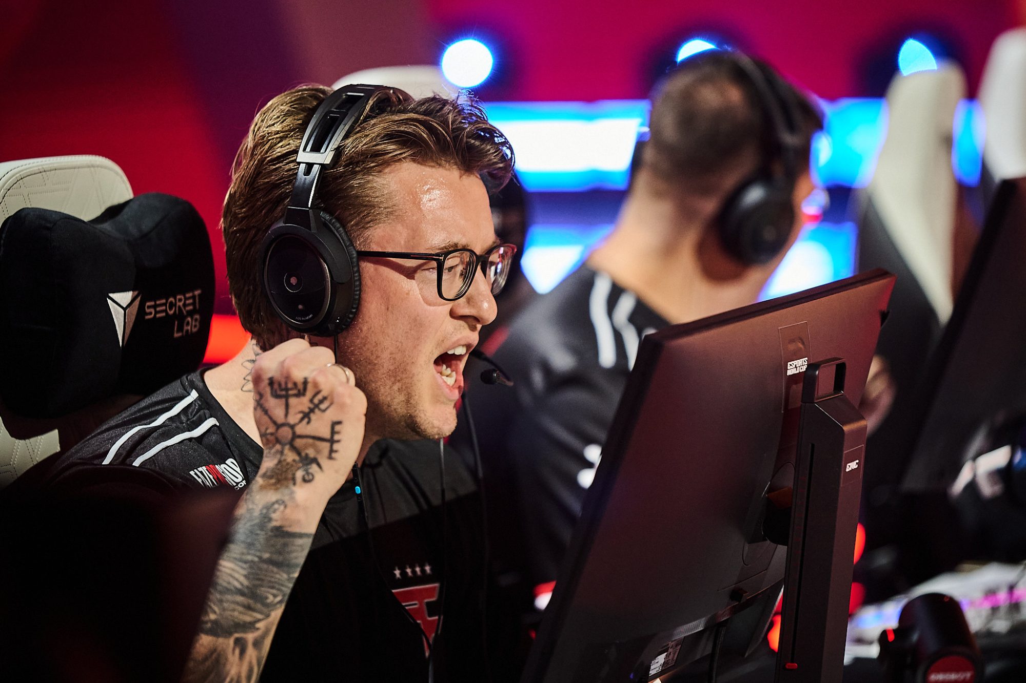 FaZe Clan não foi negada pela ECSTATIC e vão em direção das semifinais do BLAST Open London 2025 no CS