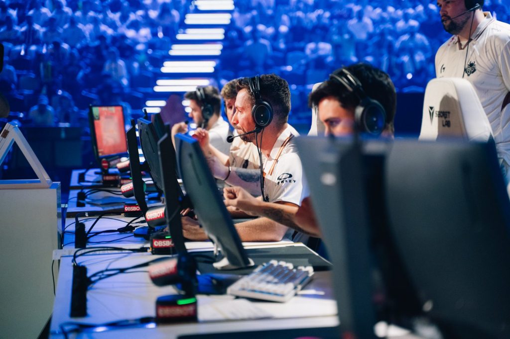 ‘Counter Strike’: G2 passa o rolo compressor na Liquid e se garantem na próxima rodada da BLAST Open London 2025