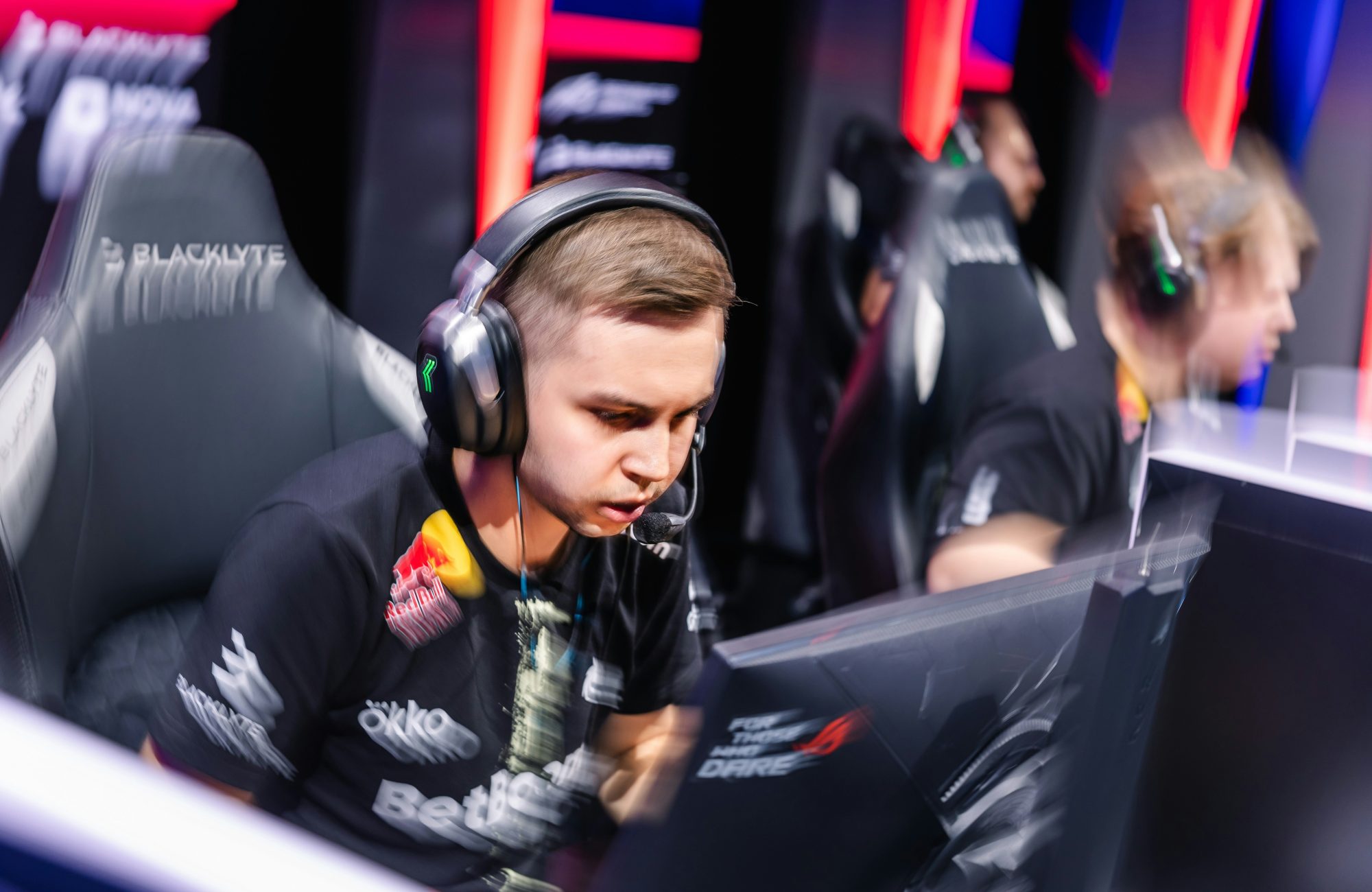 Team Spirit vence Team Liquid e avança na BLAST Open London 2025