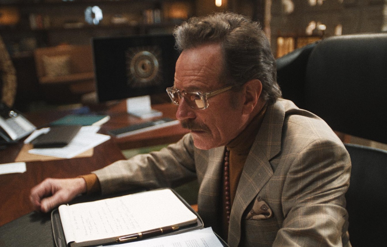Bryan Cranston revela inspiração para personagem em ‘O Estúdio’ e nega ligação com CEO da Warner