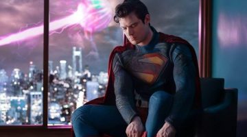 ‘Superman’: David Corenswet aparece sem a “cueca” por cima da calça em nova imagem; veja