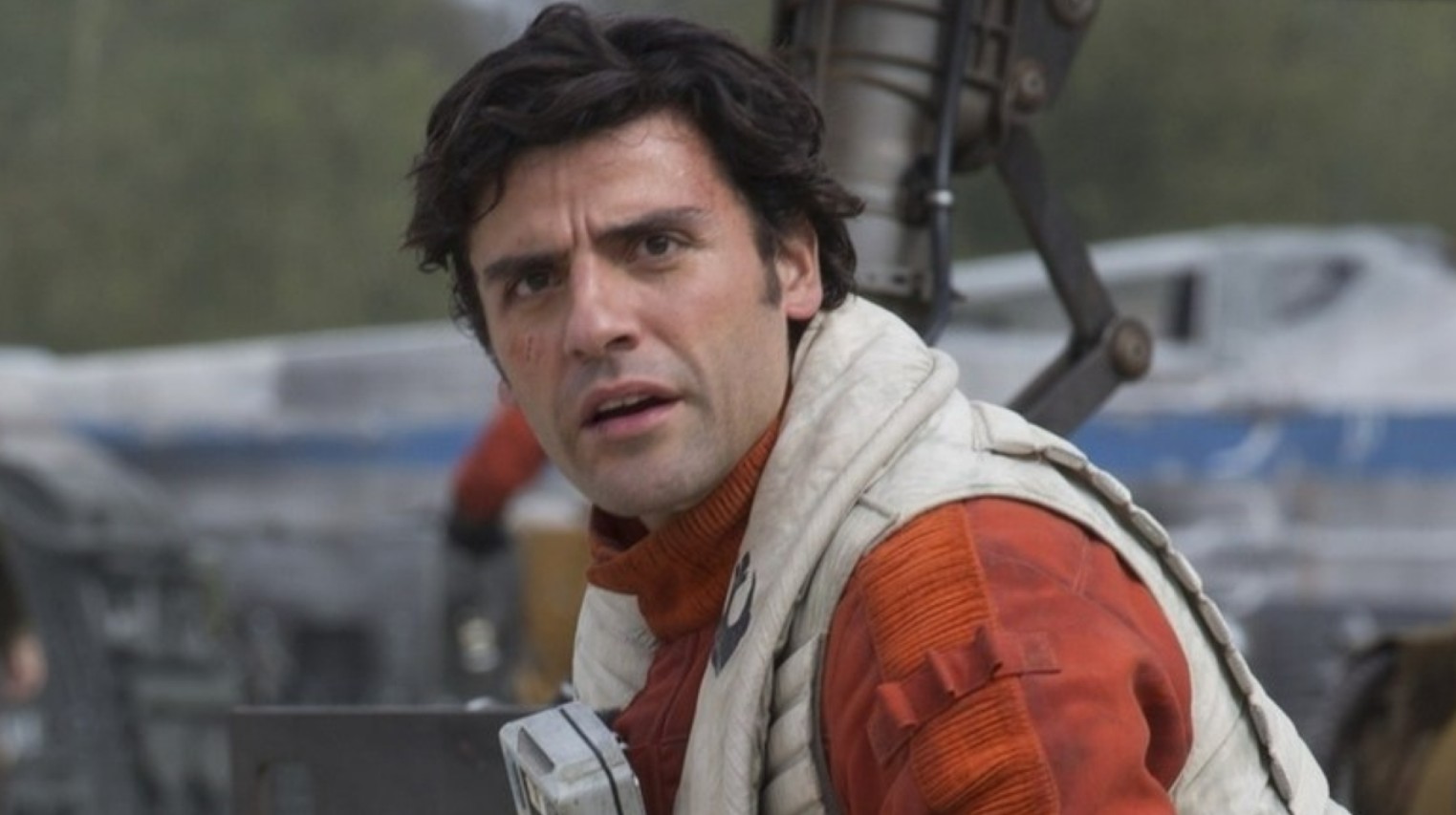 Oscar Isaac responde se voltaria a viver Poe Dameron em ‘Star Wars’