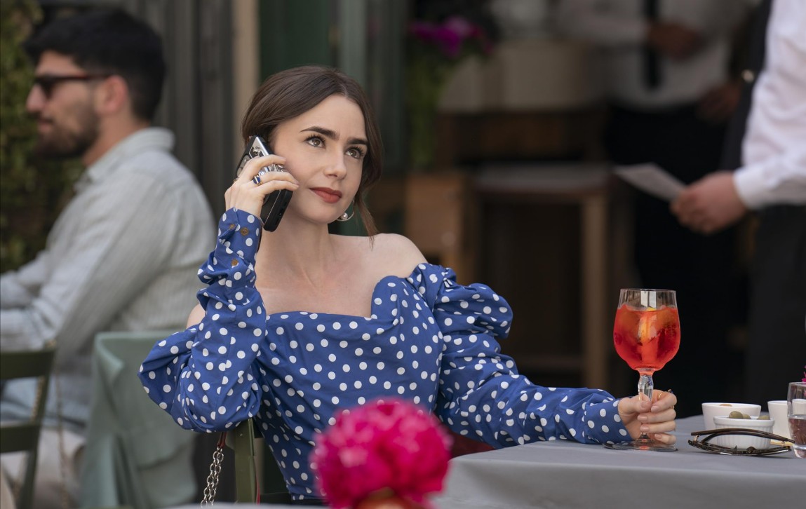 Diretor assistente de Emily em Paris, Diego Borella, morre durante filmagens na Itália