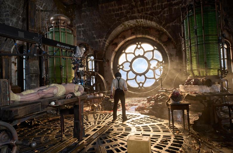 ‘Frankenstein’ de Guillermo del Toro emociona e é aplaudido por 13 minutos – e pode concorrer ao Oscar!