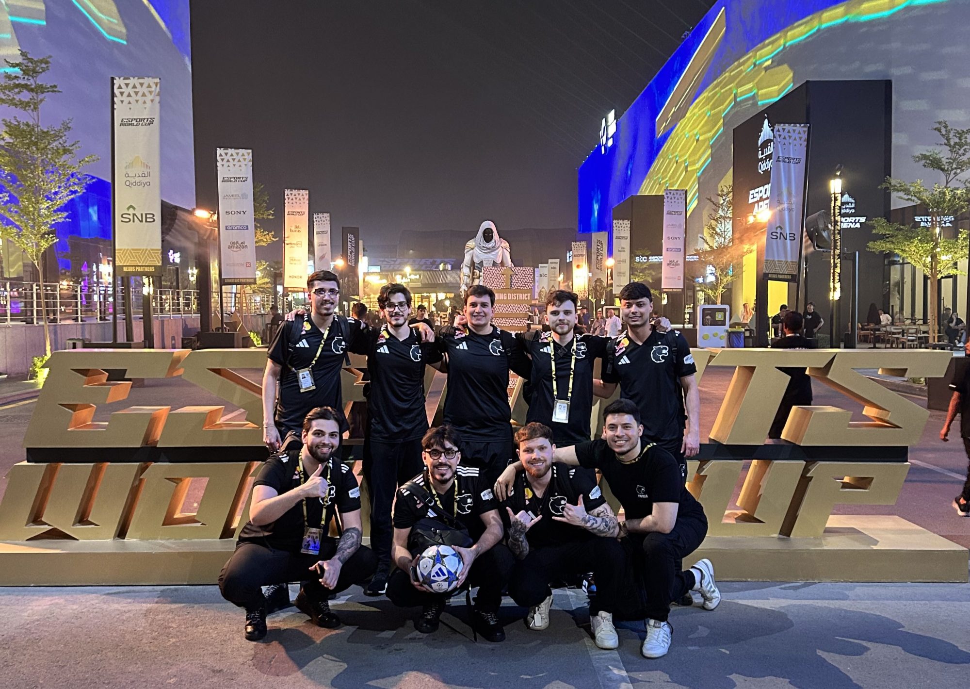 Brasil envia 4 times de R6 Siege X para a Arábia e dois voltam; veja quais são