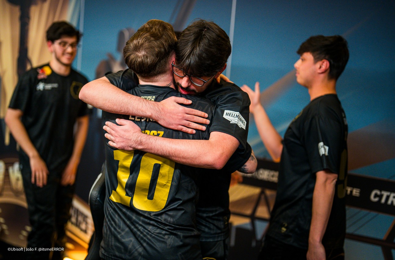 EWC 2025: FaZe Clan brasileira se despede da Copa do Mundo após derrota contra a G2 Esports