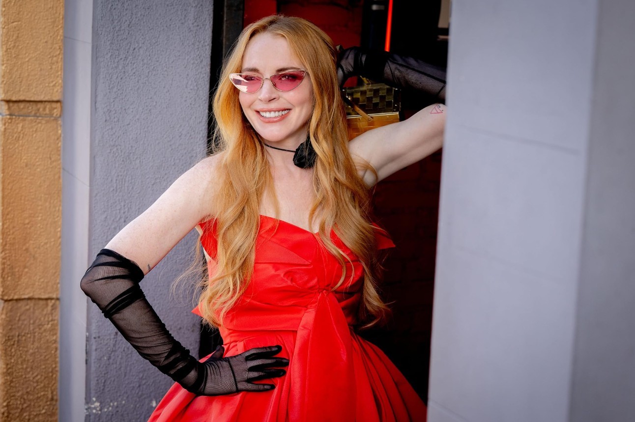 Lindsay Lohan desabafa sobre carreira em Hollywood e diz que ainda precisa “lutar” por papéis mais sérios