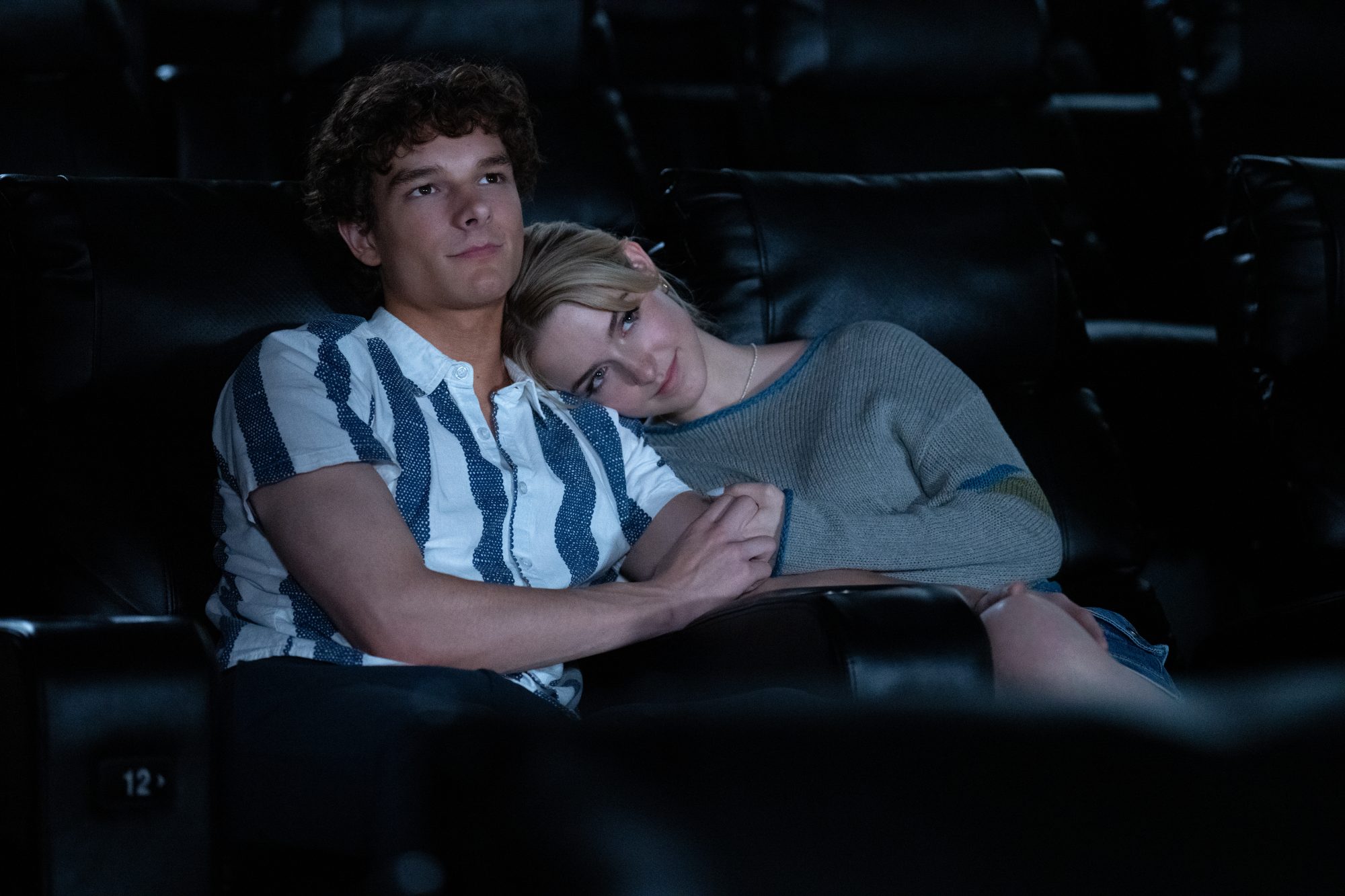 ‘Se Não Fosse Você’: adaptação de Colleen Hoover ganha primeiro cartaz e trailer emocionante; assista aqui