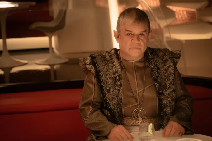 Comediante surge como vulcano em episódio hilário de ‘Star Trek: Strange New Worlds’