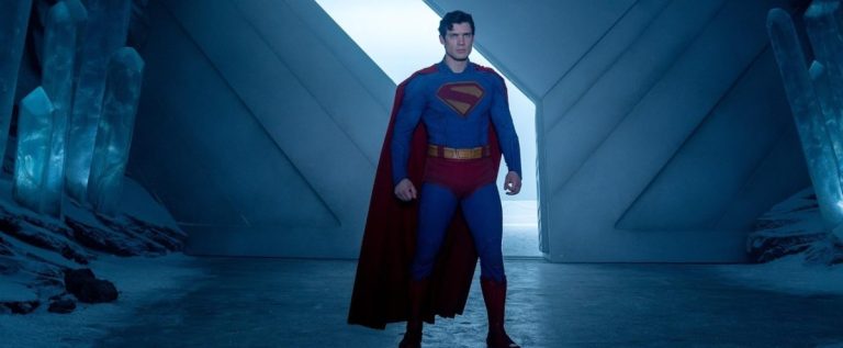 David Corenswet confirma traje novo do Superman em Homem do Amanhã