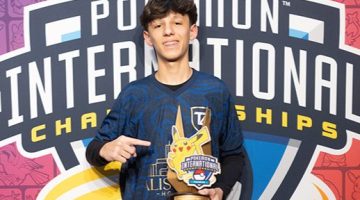 Brasileiro de 15 anos recebe uma bolada ao se tornar vice-campeão do ‘Pokémon World Championship 2025 TCG Senior’