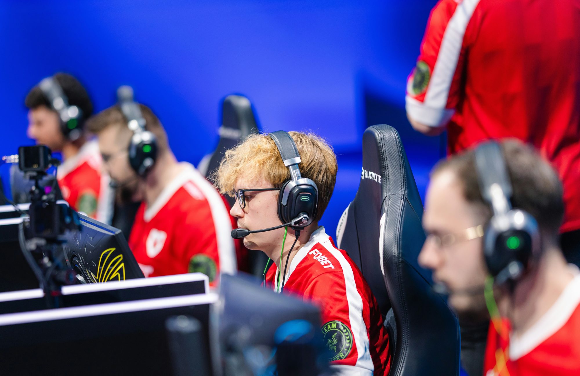 ‘Counter Strike’: Mouz supera a G2 e se classifica para a BLAST Open London 2025