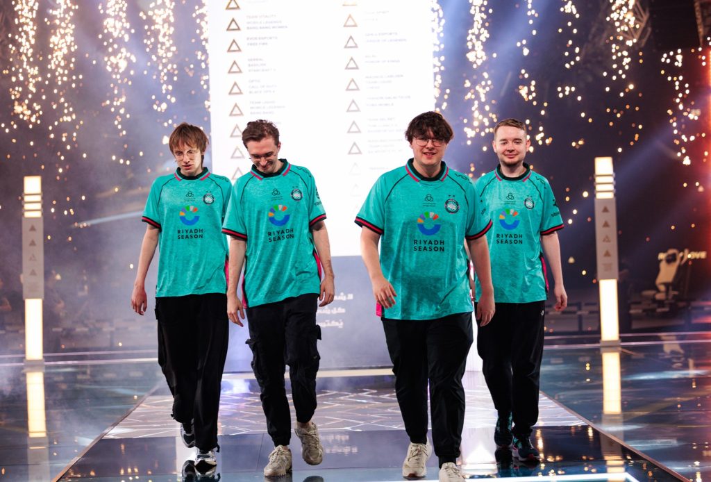 Twisted Minds conquista título do PUBG na Esports World Cup 2025; brasileiro “sxntastico” é eleito MVP