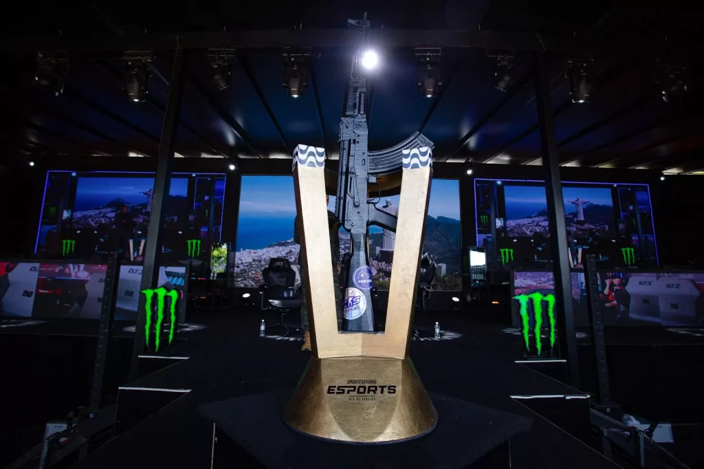 Imperial Esports vence Red Canids e avança à final da chave superior do Circuito FERJEE 2025